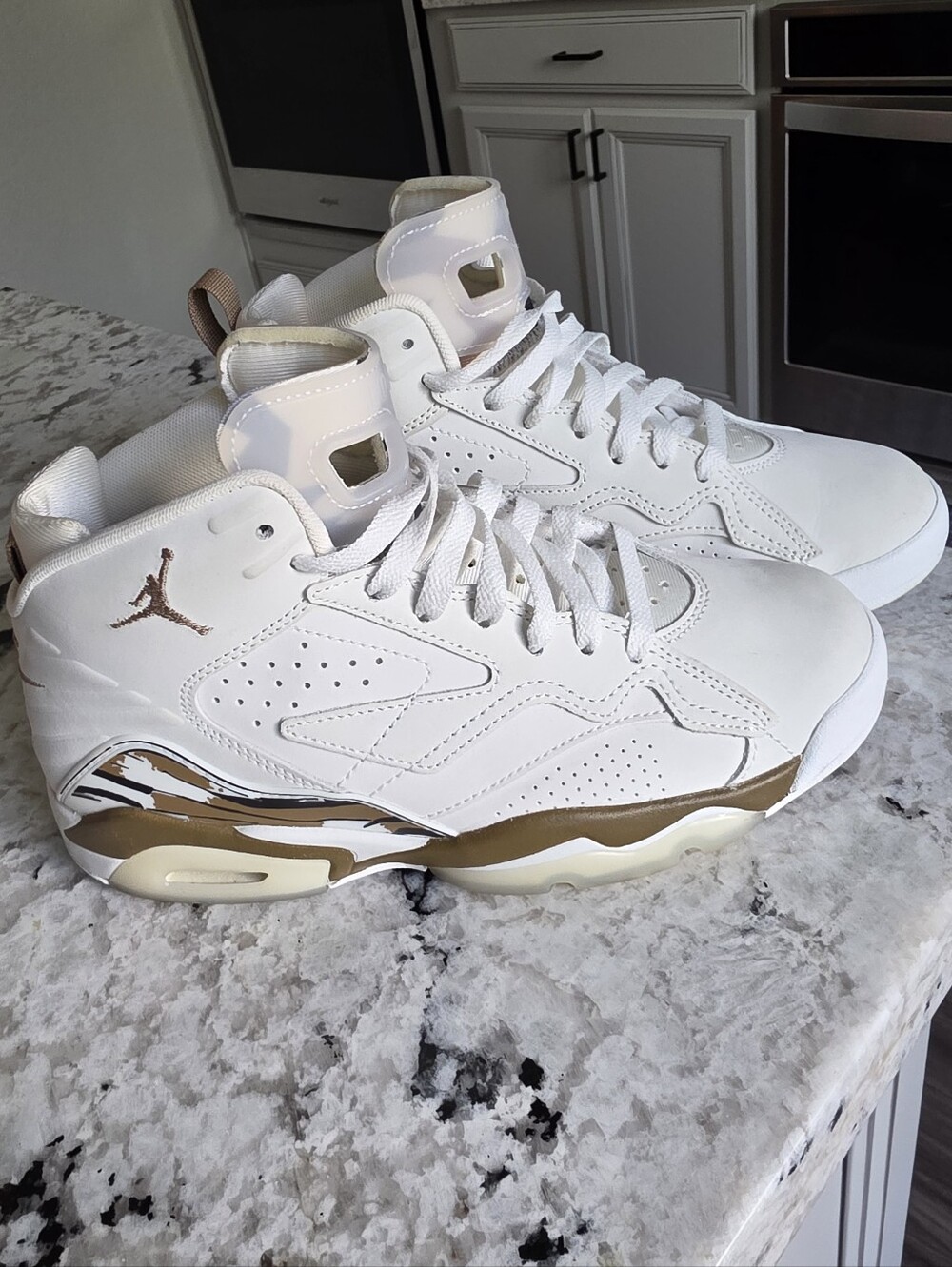 Jordan WMNS MVP Summit White / Driftwood Sneakers